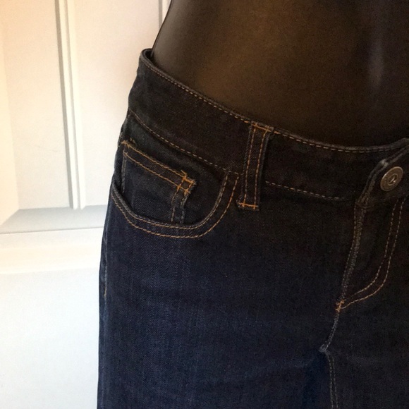 Ann Taylor “Slim Fit Lowder on Waist” Size 0Petite - Picture 7 of 9